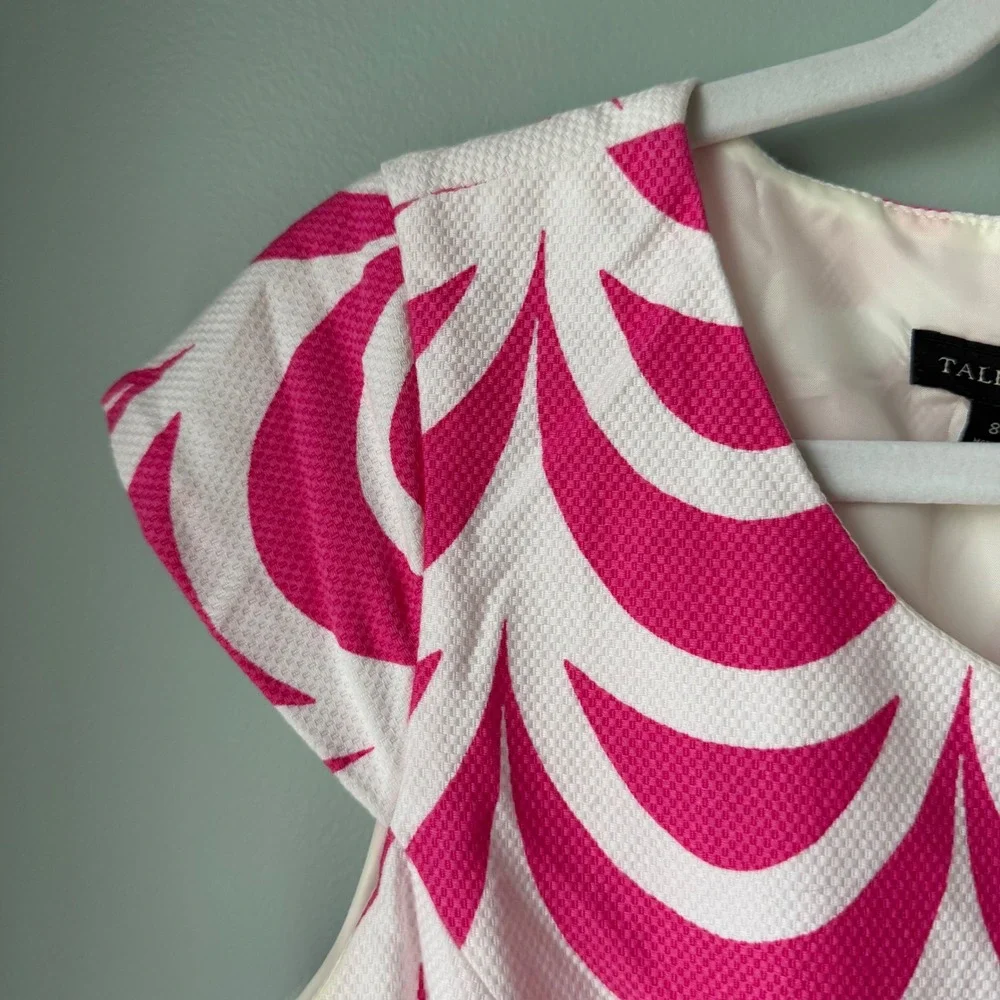 Talbots Dress Pink White Floral Geo Print Cap Sleeve Pleated Skirt Cotton Size 8